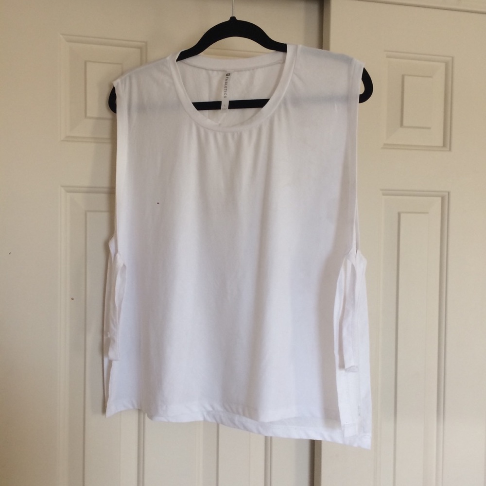 Fabletics Floral Textured White Tank